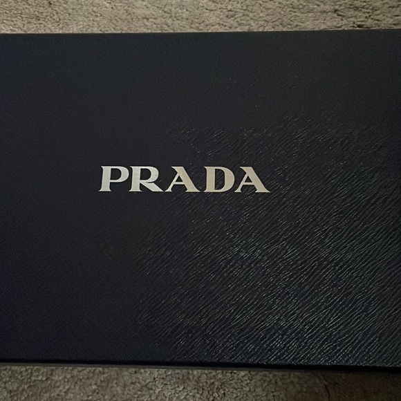 Prada triangle bag - Picture 2 of 4